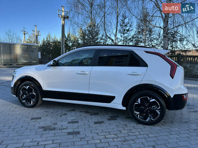 Білий Кіа Niro, об'ємом двигуна 0 л та пробігом 5 тис. км за 27980 $, фото 12 на Automoto.ua