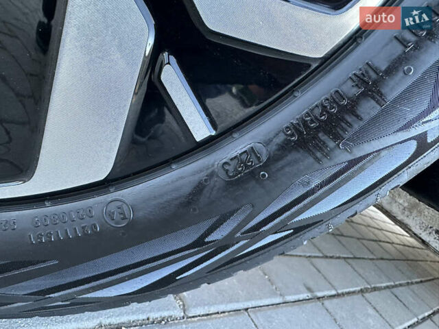 Білий Кіа Niro, об'ємом двигуна 0 л та пробігом 5 тис. км за 27980 $, фото 78 на Automoto.ua