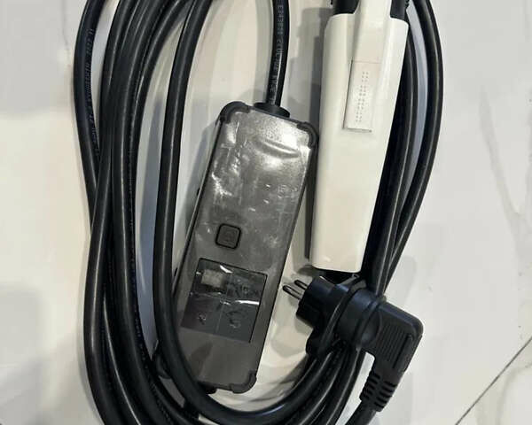 Киа Niro 2023 в Умани на Automoto.ua Белый Киа Niro, объемом двигателя 0 л и пробегом 83 тыс. км за 24600 $, фото 60 на Automoto.ua