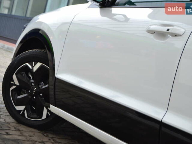 Белый Киа Niro, объемом двигателя 0 л и пробегом 33 тыс. км за 27999 $, фото 43 на Automoto.ua