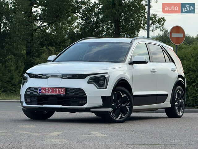 Киа Niro 2023 в Дрогобыче на Automoto.ua Белый Киа Niro, объемом двигателя 0 л и пробегом 57 тыс. км за 23850 $, фото 12 на Automoto.ua