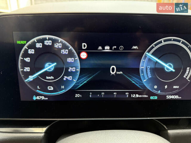 Киа Niro 2023 в Умани на Automoto.ua Белый Киа Niro, объемом двигателя 0 л и пробегом 83 тыс. км за 24600 $, фото 50 на Automoto.ua