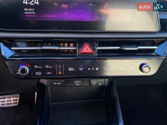 Білий Кіа Niro, об'ємом двигуна 1.6 л та пробігом 19 тис. км за 22900 $, фото 16 на Automoto.ua