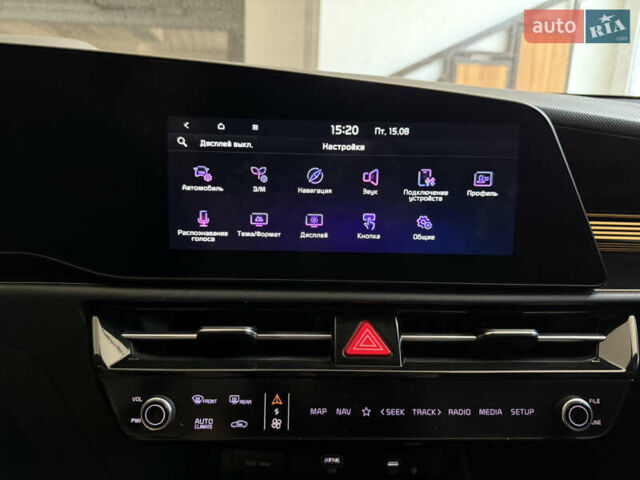 Киа Niro 2023 в Умани на Automoto.ua Белый Киа Niro, объемом двигателя 0 л и пробегом 83 тыс. км за 24600 $, фото 13 на Automoto.ua