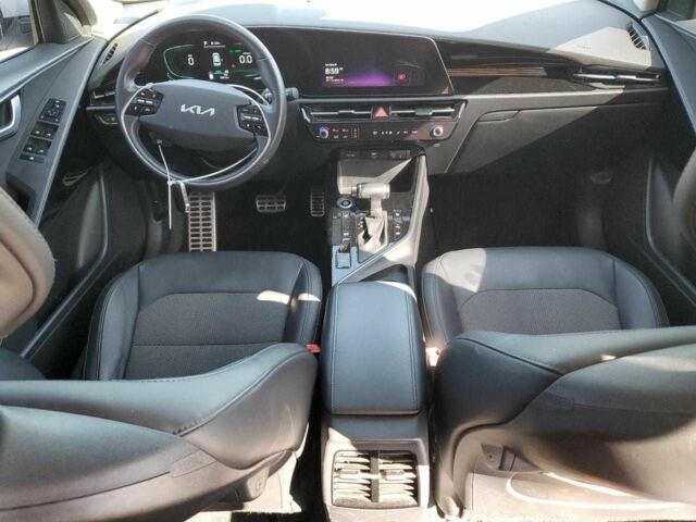 Білий Кіа Niro, об'ємом двигуна 1.6 л та пробігом 101 тис. км за 5700 $, фото 7 на Automoto.ua