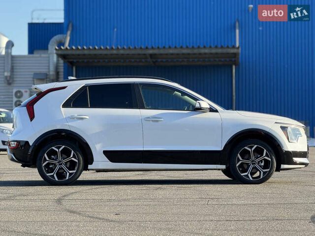 Белый Киа Niro, объемом двигателя 1.58 л и пробегом 15 тыс. км за 27800 $, фото 25 на Automoto.ua