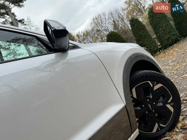 Білий Кіа Niro, об'ємом двигуна 0 л та пробігом 85 тис. км за 26899 $, фото 73 на Automoto.ua