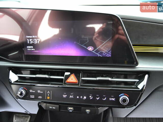 Белый Киа Niro, объемом двигателя 0 л и пробегом 33 тыс. км за 27999 $, фото 112 на Automoto.ua