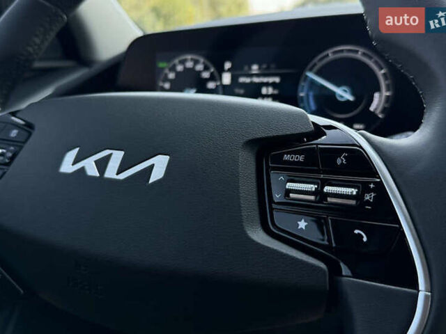 Білий Кіа Niro, об'ємом двигуна 0 л та пробігом 27 тис. км за 18700 $, фото 30 на Automoto.ua