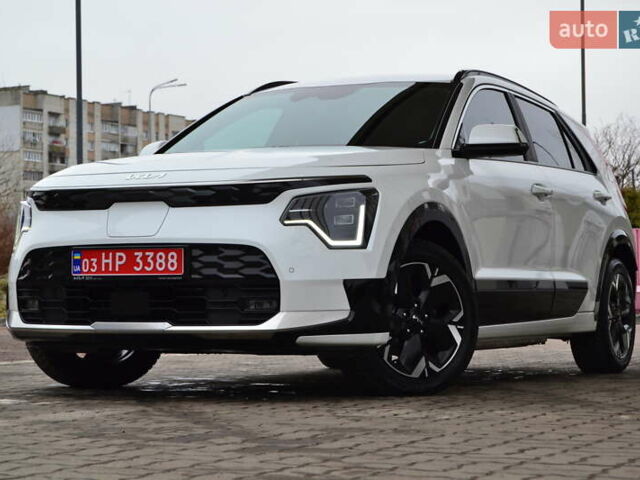 Белый Киа Niro, объемом двигателя 0 л и пробегом 33 тыс. км за 27999 $, фото 8 на Automoto.ua