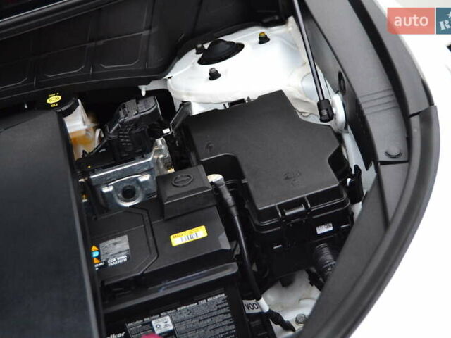 Белый Киа Niro, объемом двигателя 0 л и пробегом 33 тыс. км за 27999 $, фото 118 на Automoto.ua