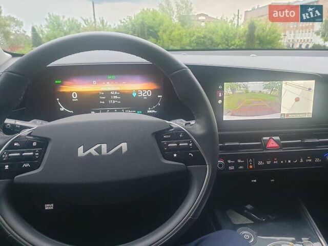 Білий Кіа Niro, об'ємом двигуна 0 л та пробігом 31 тис. км за 23500 $, фото 14 на Automoto.ua