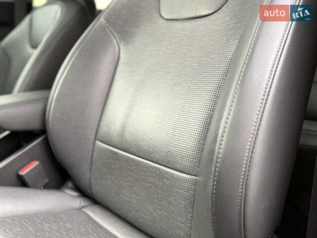 Белый Киа Niro, объемом двигателя 0 л и пробегом 24 тыс. км за 24700 $, фото 61 на Automoto.ua