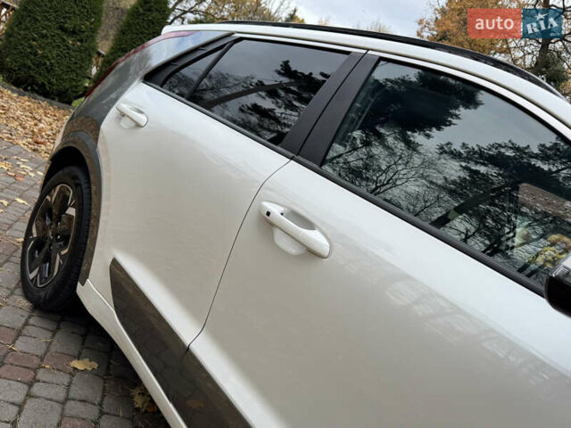 Білий Кіа Niro, об'ємом двигуна 0 л та пробігом 85 тис. км за 26899 $, фото 48 на Automoto.ua