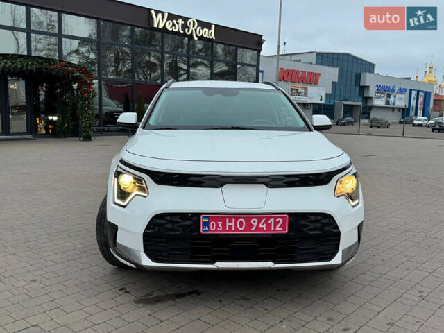 Білий Кіа Niro, об'ємом двигуна 0 л та пробігом 49 тис. км за 21500 $, фото 21 на Automoto.ua