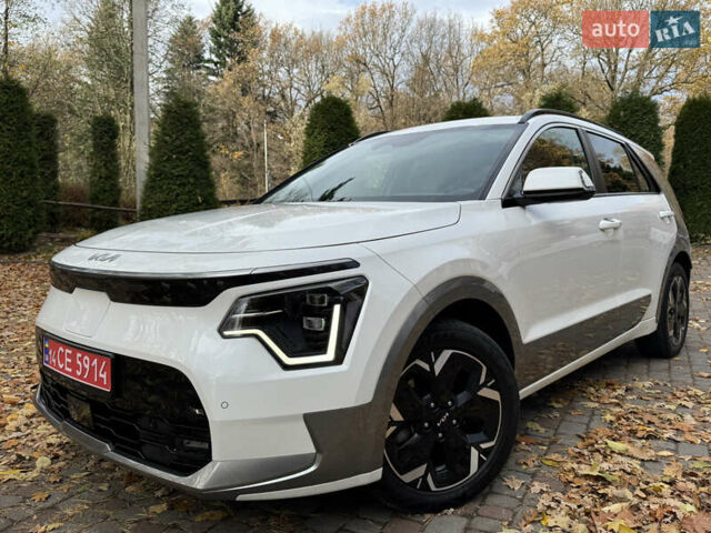 Білий Кіа Niro, об'ємом двигуна 0 л та пробігом 85 тис. км за 26899 $, фото 18 на Automoto.ua