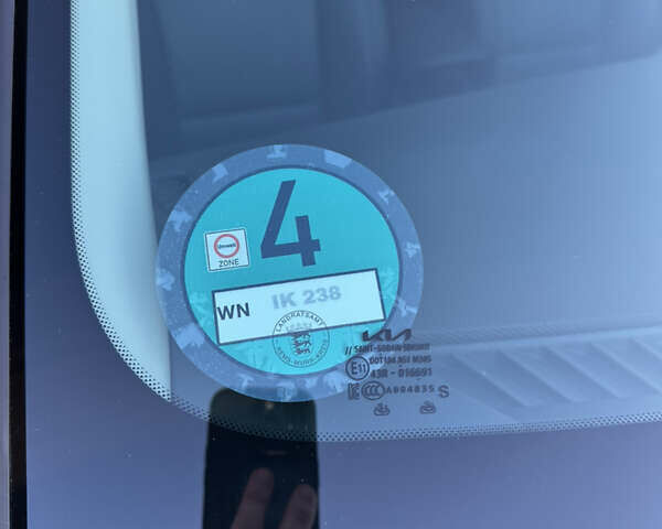 Білий Кіа Niro, об'ємом двигуна 0 л та пробігом 5 тис. км за 27980 $, фото 76 на Automoto.ua