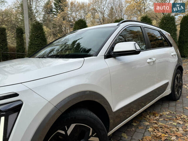 Білий Кіа Niro, об'ємом двигуна 0 л та пробігом 85 тис. км за 26899 $, фото 19 на Automoto.ua