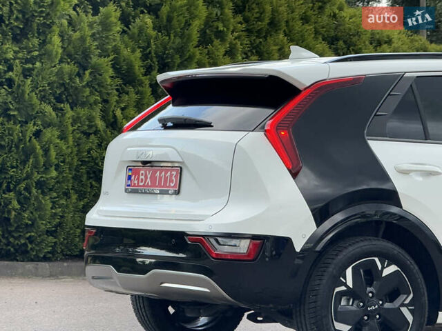 Киа Niro 2023 в Дрогобыче на Automoto.ua Белый Киа Niro, объемом двигателя 0 л и пробегом 57 тыс. км за 23850 $, фото 26 на Automoto.ua
