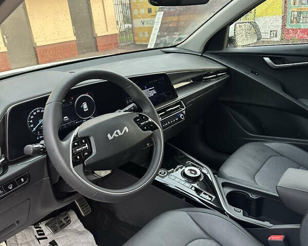 Белый Киа Niro, объемом двигателя 0 л и пробегом 1 тыс. км за 27999 $, фото 9 на Automoto.ua