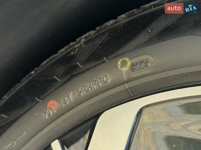 Білий Кіа Niro, об'ємом двигуна 0 л та пробігом 85 тис. км за 26899 $, фото 16 на Automoto.ua