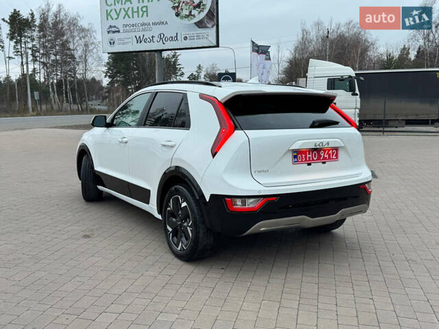 Білий Кіа Niro, об'ємом двигуна 0 л та пробігом 49 тис. км за 21500 $, фото 5 на Automoto.ua