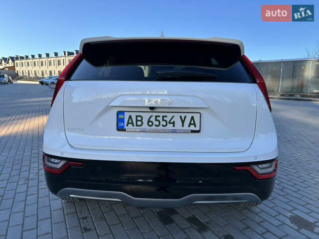 Білий Кіа Niro, об'ємом двигуна 0 л та пробігом 5 тис. км за 27980 $, фото 9 на Automoto.ua