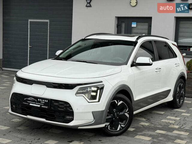 Белый Киа Niro, объемом двигателя 0 л и пробегом 24 тыс. км за 24700 $, фото 5 на Automoto.ua