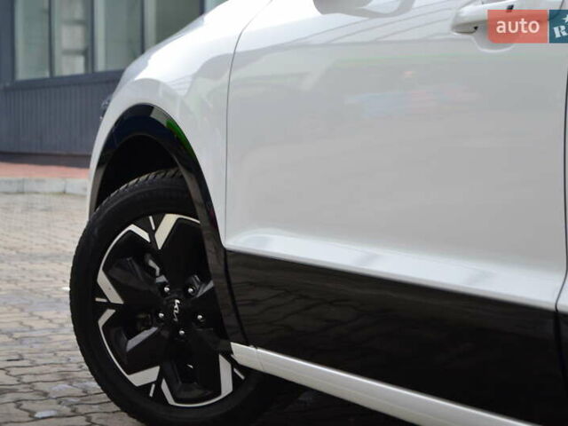 Белый Киа Niro, объемом двигателя 0 л и пробегом 33 тыс. км за 27999 $, фото 41 на Automoto.ua