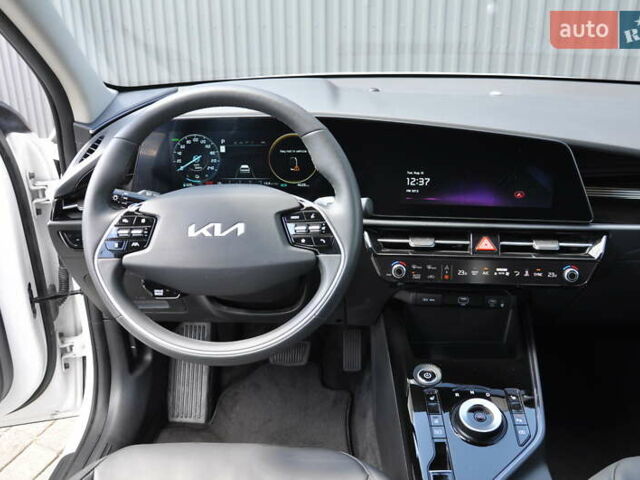 Белый Киа Niro, объемом двигателя 0 л и пробегом 4 тыс. км за 24500 $, фото 17 на Automoto.ua