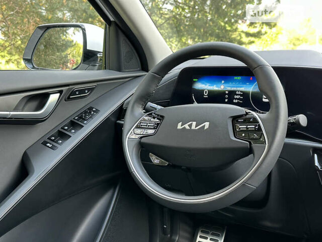 Білий Кіа Niro, об'ємом двигуна 0 л та пробігом 12 тис. км за 35990 $, фото 26 на Automoto.ua