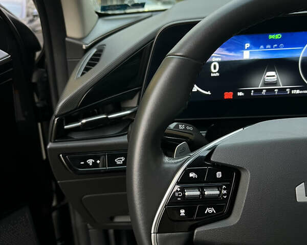 Белый Киа Niro, объемом двигателя 0 л и пробегом 120 тыс. км за 20000 $, фото 43 на Automoto.ua