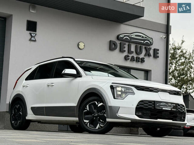 Белый Киа Niro, объемом двигателя 0 л и пробегом 24 тыс. км за 24700 $, фото 2 на Automoto.ua