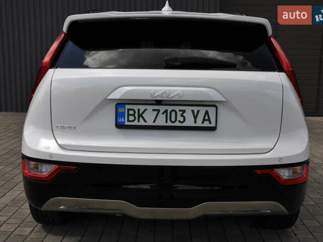 Белый Киа Niro, объемом двигателя 0 л и пробегом 4 тыс. км за 24500 $, фото 8 на Automoto.ua