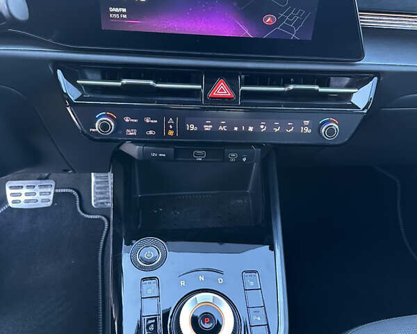 Білий Кіа Niro, об'ємом двигуна 0 л та пробігом 5 тис. км за 27980 $, фото 60 на Automoto.ua