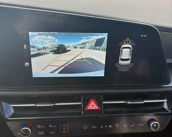 Белый Киа Niro, объемом двигателя 0 л и пробегом 28 тыс. км за 20499 $, фото 24 на Automoto.ua