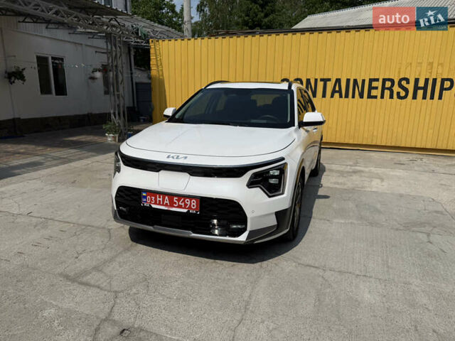 Белый Киа Niro, объемом двигателя 0 л и пробегом 59 тыс. км за 24900 $, фото 48 на Automoto.ua