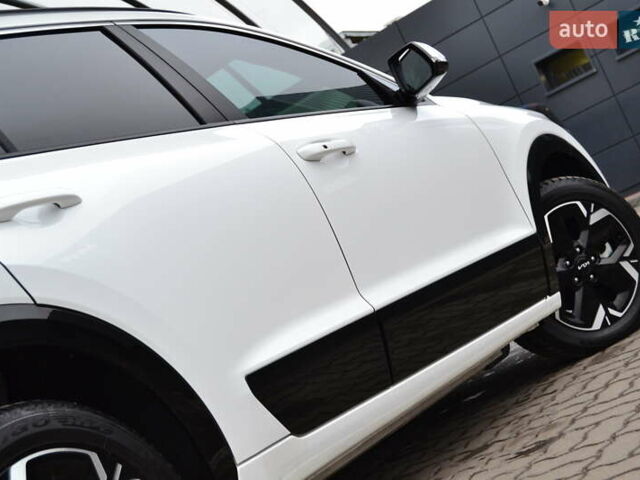 Белый Киа Niro, объемом двигателя 0 л и пробегом 33 тыс. км за 27999 $, фото 63 на Automoto.ua