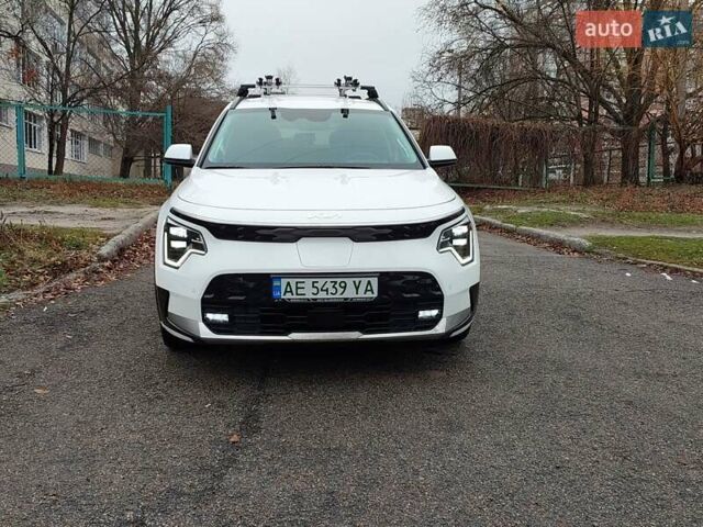 Білий Кіа Niro, об'ємом двигуна 0 л та пробігом 17 тис. км за 32000 $, фото 33 на Automoto.ua
