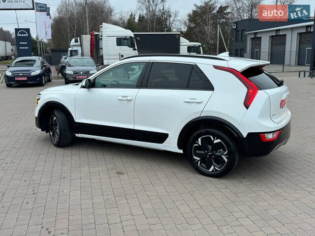Білий Кіа Niro, об'ємом двигуна 0 л та пробігом 49 тис. км за 21500 $, фото 7 на Automoto.ua