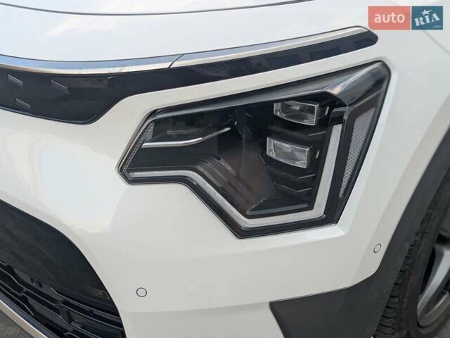 Белый Киа Niro, объемом двигателя 0 л и пробегом 24 тыс. км за 24550 $, фото 8 на Automoto.ua