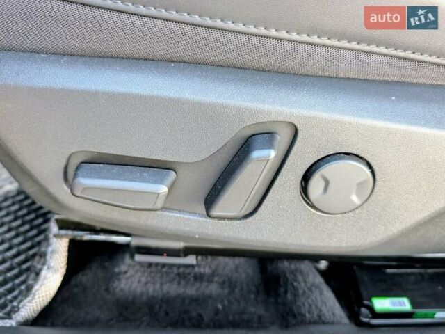 Білий Кіа Niro, об'ємом двигуна 0 л та пробігом 48 тис. км за 24999 $, фото 15 на Automoto.ua