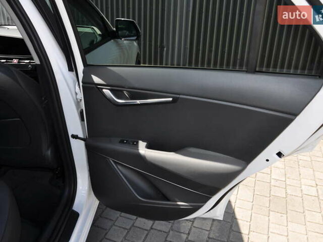 Белый Киа Niro, объемом двигателя 0 л и пробегом 4 тыс. км за 24500 $, фото 28 на Automoto.ua