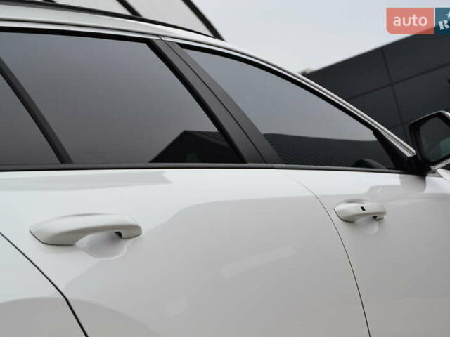 Белый Киа Niro, объемом двигателя 0 л и пробегом 33 тыс. км за 27999 $, фото 70 на Automoto.ua