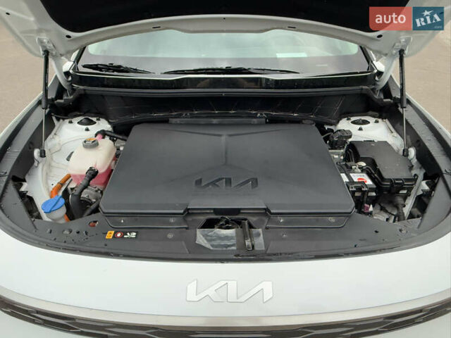 Киа Niro 2023 в Дрогобыче на Automoto.ua Белый Киа Niro, объемом двигателя 0 л и пробегом 57 тыс. км за 23850 $, фото 111 на Automoto.ua