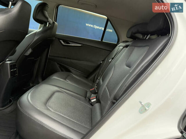 Киа Niro 2023 в Дрогобыче на Automoto.ua Белый Киа Niro, объемом двигателя 0 л и пробегом 57 тыс. км за 23850 $, фото 97 на Automoto.ua