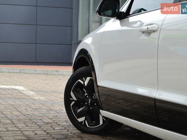 Белый Киа Niro, объемом двигателя 0 л и пробегом 33 тыс. км за 27999 $, фото 32 на Automoto.ua