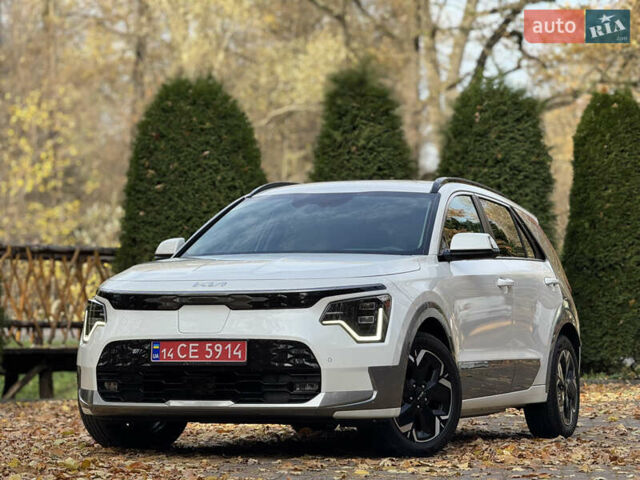 Білий Кіа Niro, об'ємом двигуна 0 л та пробігом 85 тис. км за 26899 $, фото 1 на Automoto.ua