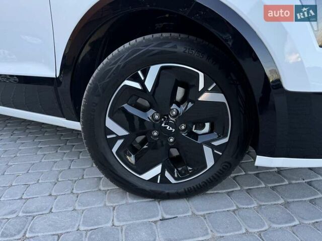 Белый Киа Niro, объемом двигателя 0 л и пробегом 6 тыс. км за 26800 $, фото 3 на Automoto.ua