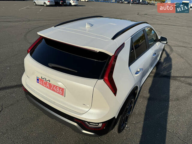 Белый Киа Niro, объемом двигателя 1.58 л и пробегом 15 тыс. км за 27800 $, фото 35 на Automoto.ua